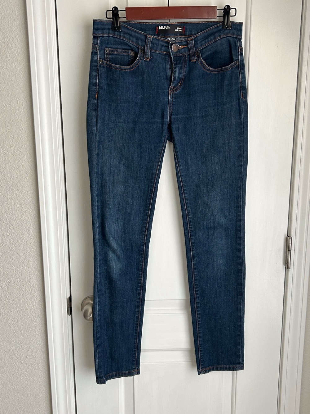 BDG Skinny Mid Rise